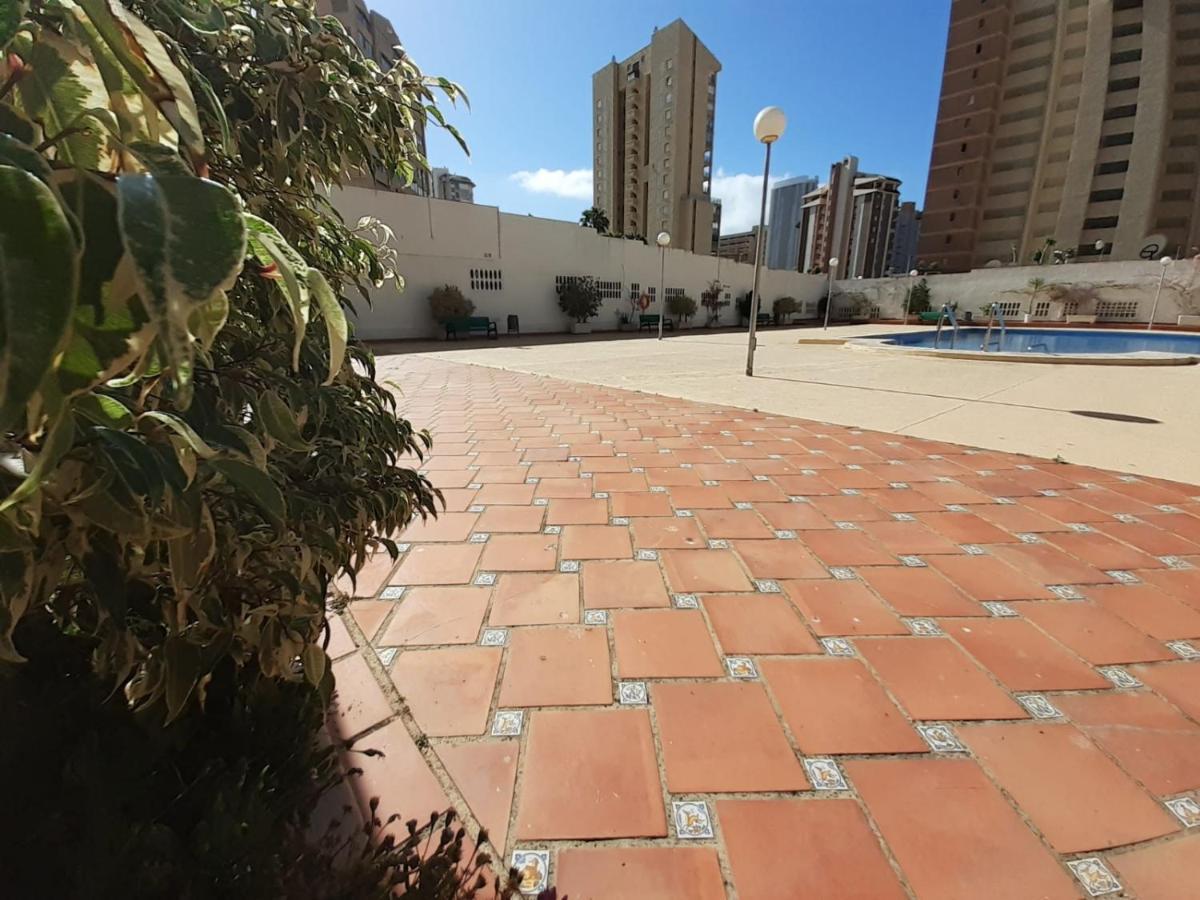 gemelos 4 playa levante Benidorm Buitenkant foto